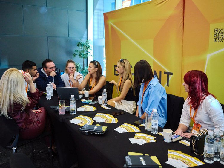 Booking.com Looking to grow your portfolio? Adding new properties to your BeeRent account has never been easier!